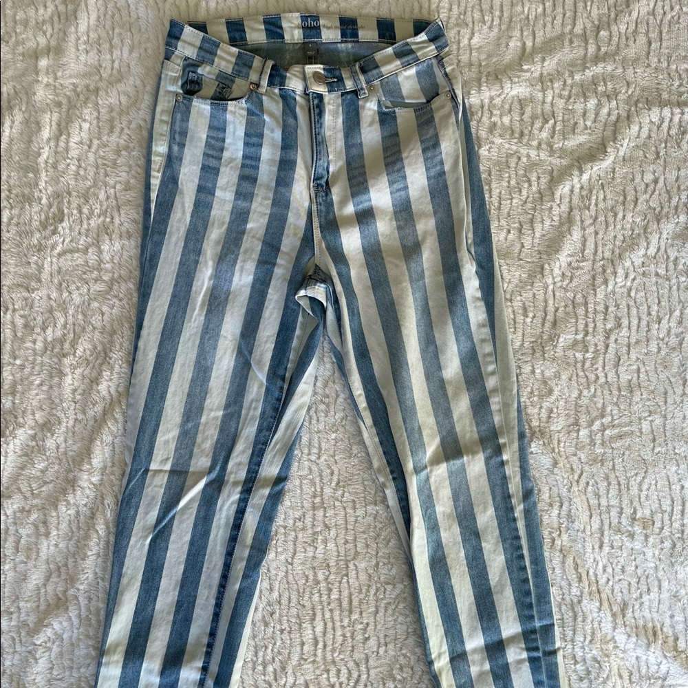 NEW YORK & COMPANY HIGH WAIST STRAIGHT JEAN
